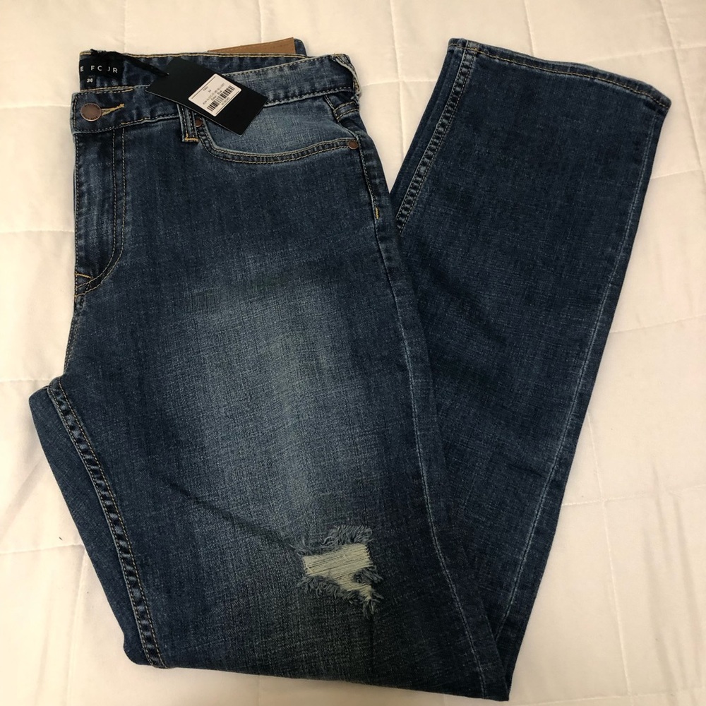 FIVE FOUR men’s jeans. Size 34 NWT
